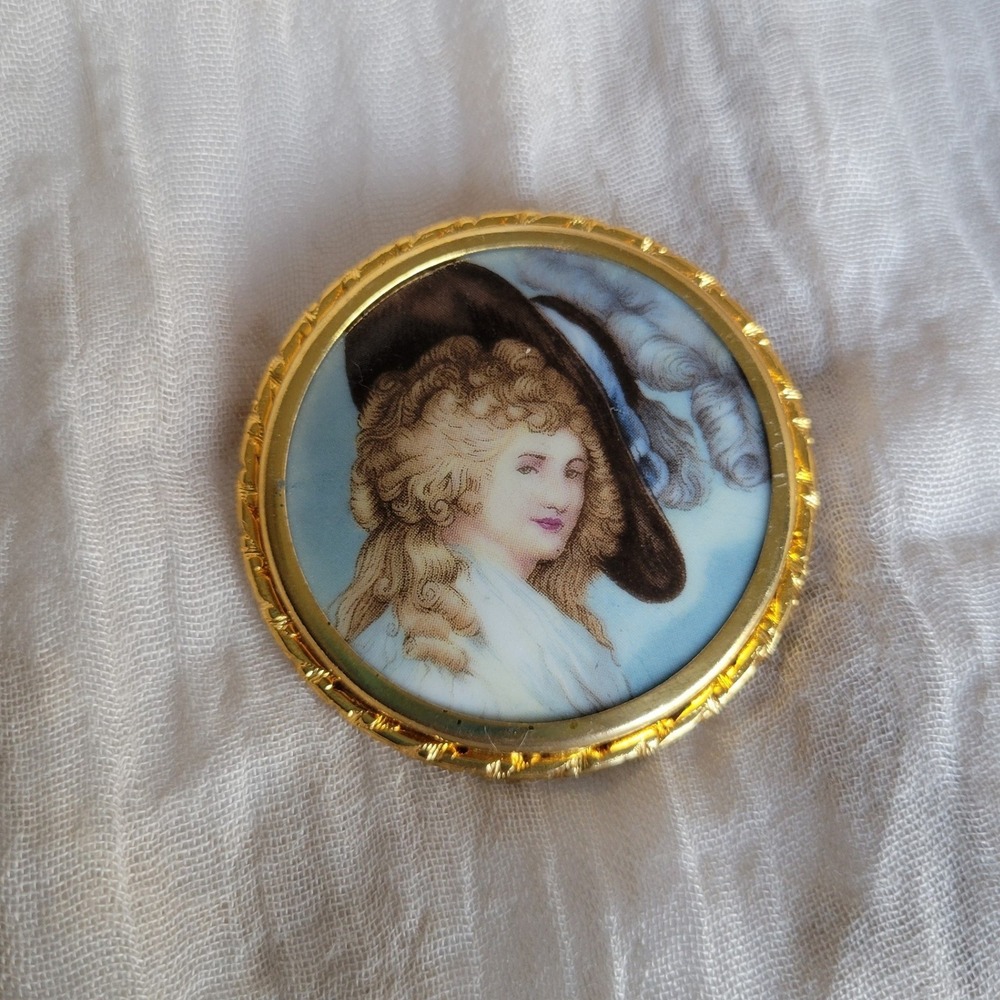 Vtg‎ 1940s Pastoud Limoges Porcelain Lady Portrait Brooch Duchess of Devonshire